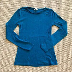 Forever 21 Womens Pullover Basic T-Shirt Top Crew Neck Long Sleeve Size M Blue